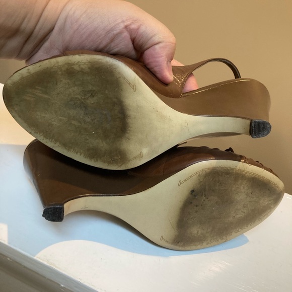 Franco Sarto Leather Slingbacks with Brown Suede Bows  size 6 Genuine Leather - Picture 6 of 8